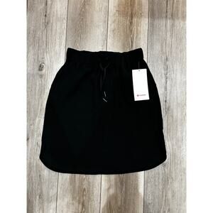 Lululemon NWT Sz 6 On the Fly Skirt Black Women's Athletic Gym